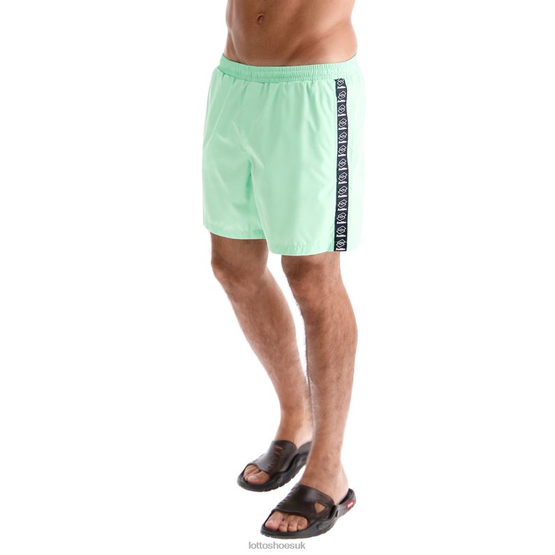 L73 II SHORT BEACH Man 446TN633 Apparel GREEN APPLE NEO Lotto